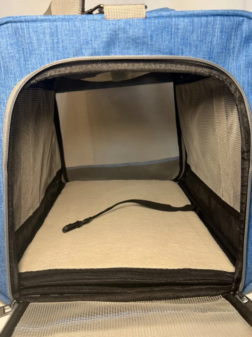 Soft Pet Carrier Tote Bag Blue 18x12x11 Dog Cat Travel Crate Carry Sherpa EUC